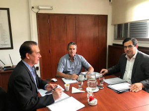 Lee más sobre el artículo El Intendente presentó proyectos al Ministro de Infraestructura y Transporte