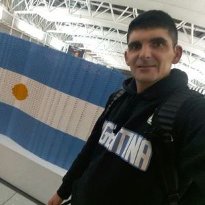 Lee más sobre el artículo Debut con triunfo para Marcos Raffin con Los Topos en el Mundial de Polonia