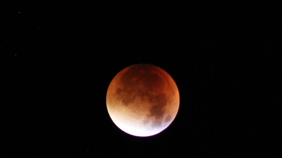 Lee más sobre el artículo Eclipse lunar del 16 de julio: otro fenómeno astronómico