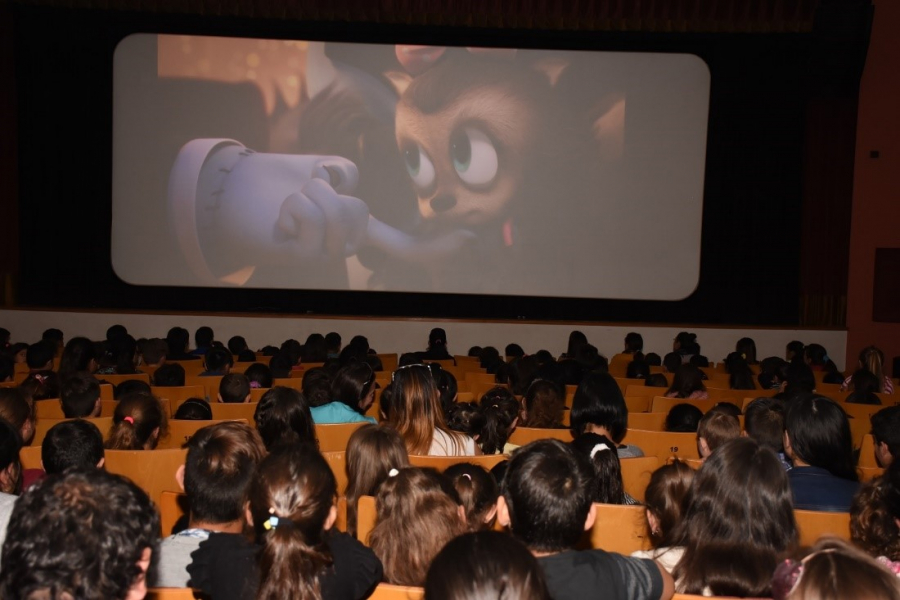 Lee más sobre el artículo “Vacaciones sobre cero” en Avellaneda: hoy cine infantil en el Auditorio Municipal
