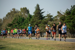 Lee más sobre el artículo Los Laureles: se corrió los “8K Chapa Corrida”