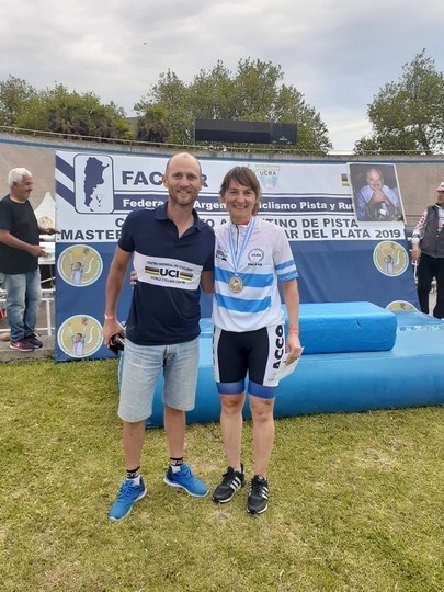 Lee más sobre el artículo La ciclista de Flor de Oro Daniela Agretti Campeona Nacional en Mar del Plata