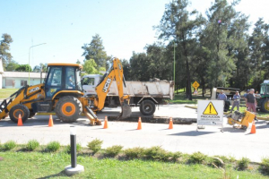 Lee más sobre el artículo Circular con precaución en calle 322 y la rotonda