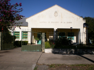 Lee más sobre el artículo Entregaron más de 3,5 millones de pesos para refacciones en Escuelas de la Región II