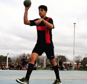 Lee más sobre el artículo Handball: del Playón de Barrio América pasará a jugar en River Plate