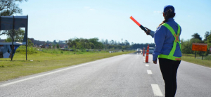Lee más sobre el artículo Clausuran accesos y establecen retenes en rutas