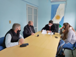 Lee más sobre el artículo El Gobierno de Malabrigo entregó aportes por mas de $100.000 a Bomberos Volutarios