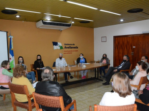 Lee más sobre el artículo Mejoran la articulación entre instituciones que intervienen en situaciones de violencia familiar