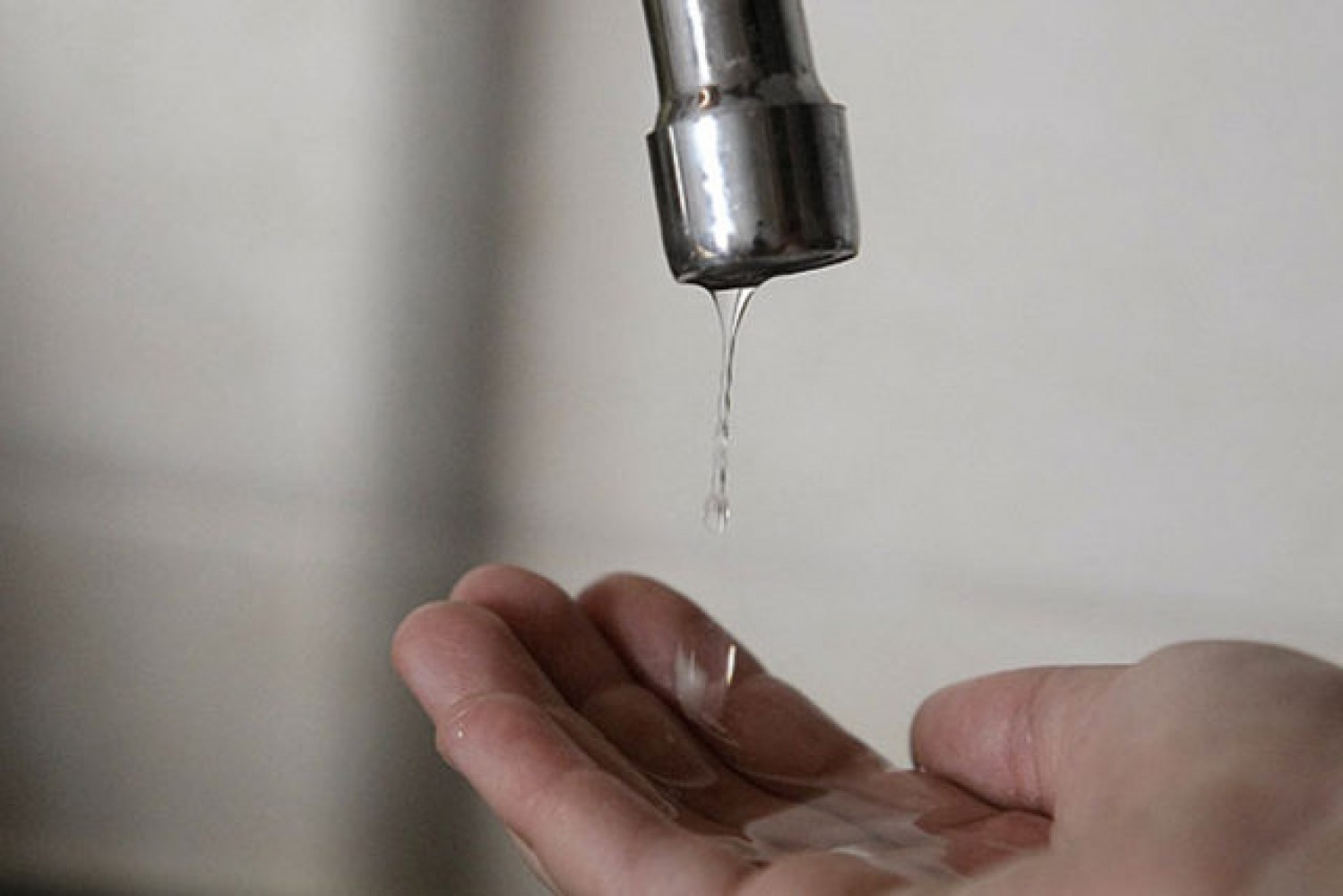 Lee más sobre el artículo Baja presión del servicio de agua potable en Reconquista