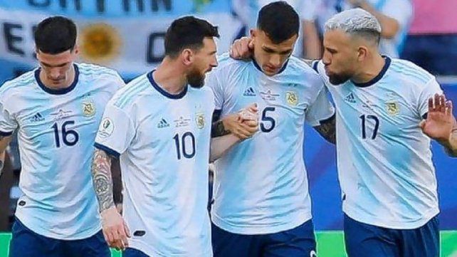 Lee más sobre el artículo Argentina recibe a Paraguay con el objetivo de seguir puntero