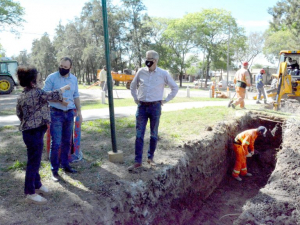 Lee más sobre el artículo Avellaneda trabaja en refuncionalizar el desagüe en calle 1 y 6