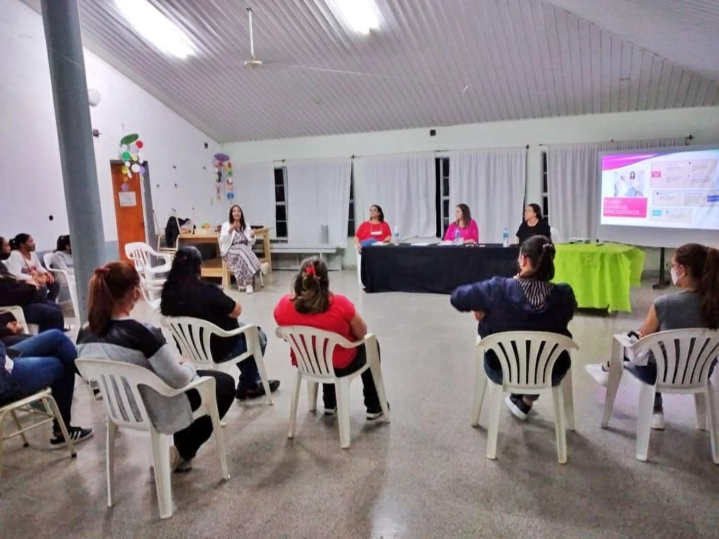 Lee más sobre el artículo Malabrigo: se realizó el segundo encuentro de mujeres en barrio Estación