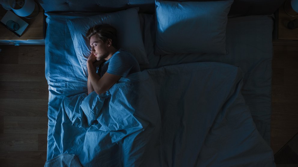 Lee más sobre el artículo 7 secretos para dormir bien y evitar levantarse cansado según los especialistas
