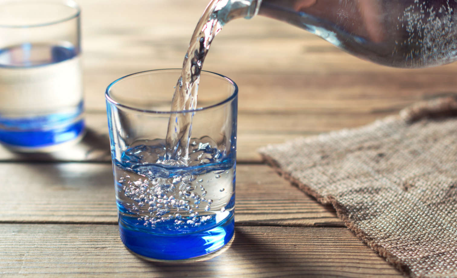 Lee más sobre el artículo 10 efectos negativos por no beber agua