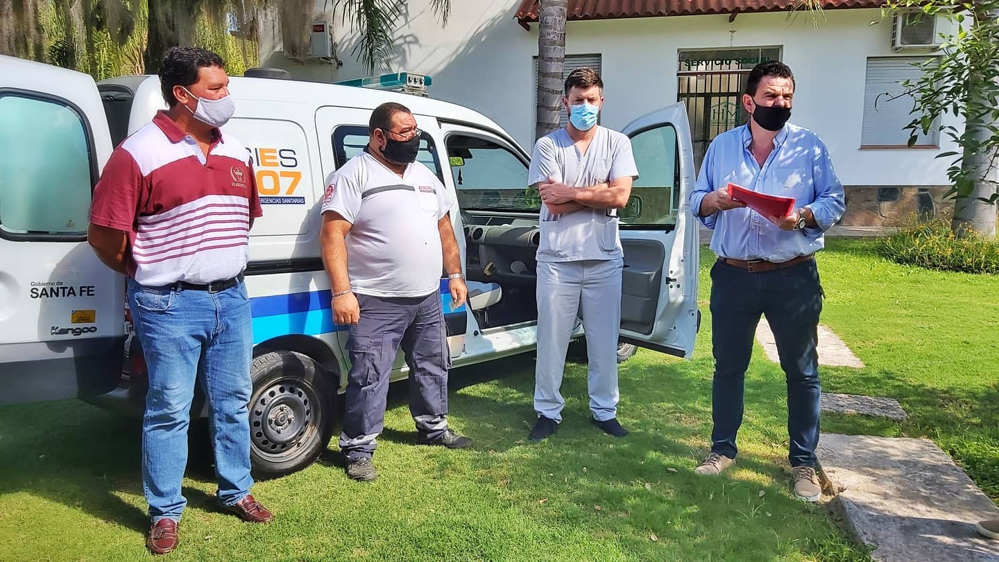 Lee más sobre el artículo El Municipio entregó una nueva ambulancia al Hospital de Malabrigo