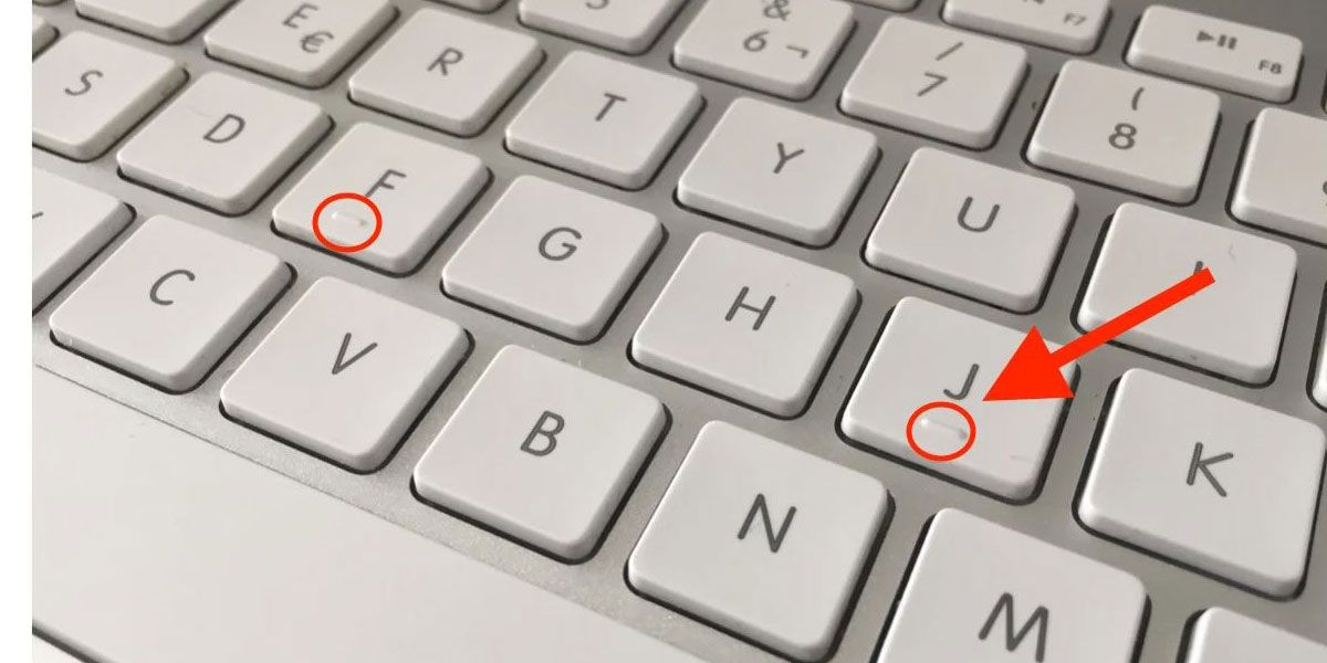 Lee más sobre el artículo Por qué la “F” y la “J” tienen relieve en el teclado
