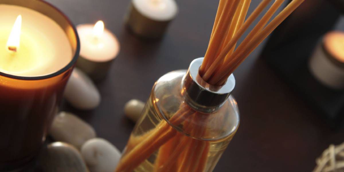 Lee más sobre el artículo Cómo hacer un difusor de aromas con varillas para perfumar toda la casa