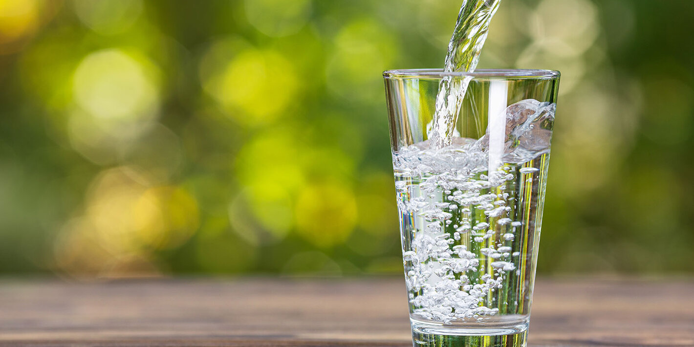 Lee más sobre el artículo Agua: tendencias y curiosidades de la bebida más consumida en el mundo