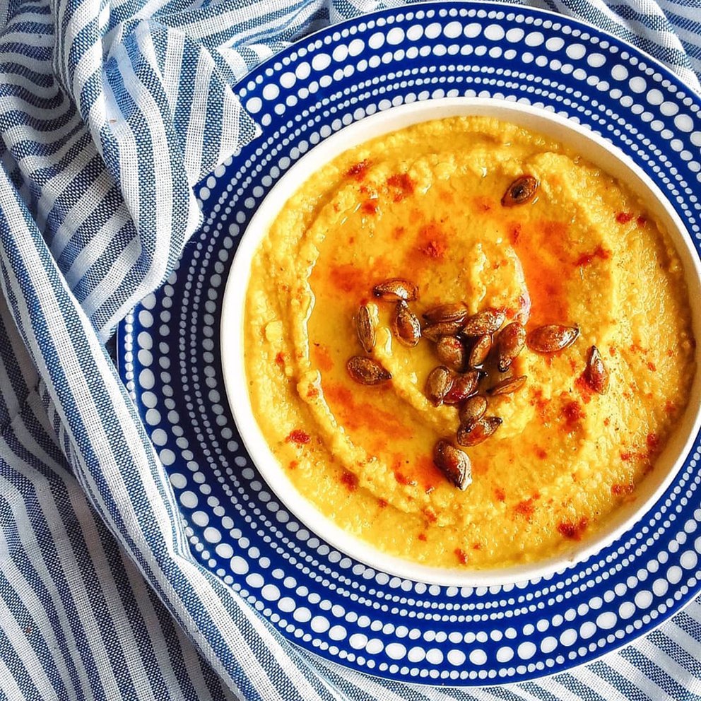 Lee más sobre el artículo Día Mundial del Hummus: historia y secretos de un clásico