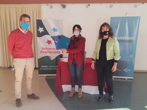 Lee más sobre el artículo Avellaneda y la UNL potencian la formación artística para contribuir con el desarrollo sostenible del patrimonio natural