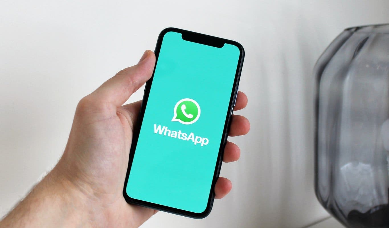 Lee más sobre el artículo Novedades en WhatsApp: un usuario podrá conectarse en 4 dispositivos a la vez