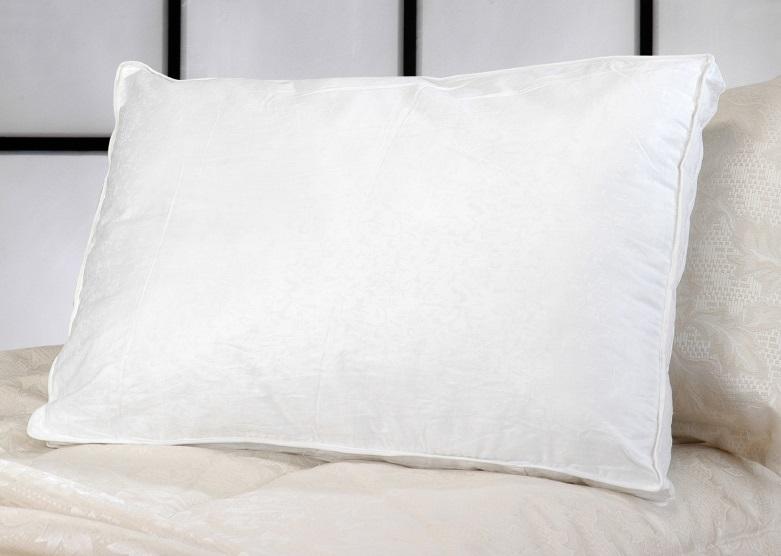 Lee más sobre el artículo Cómo blanquear las almohadas sin usar productos químicos