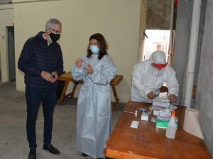 Lee más sobre el artículo Operativos de testeos Covid en Avellaneda: una política sanitaria puesta en marcha para frenar la cadena de contagios