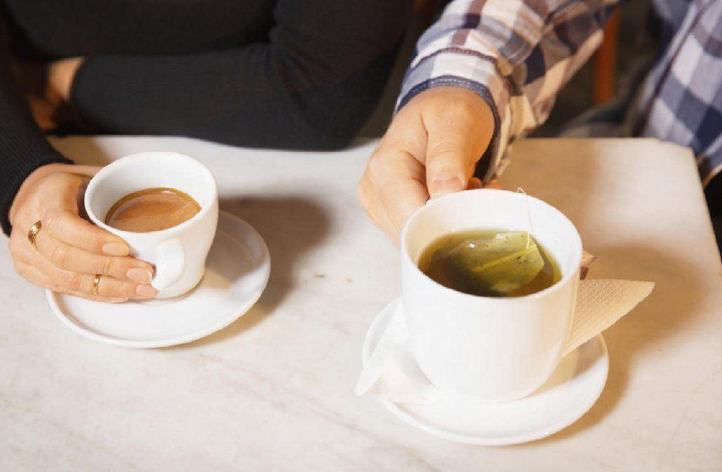 Lee más sobre el artículo Cuál hace mejor al cuerpo: café o té