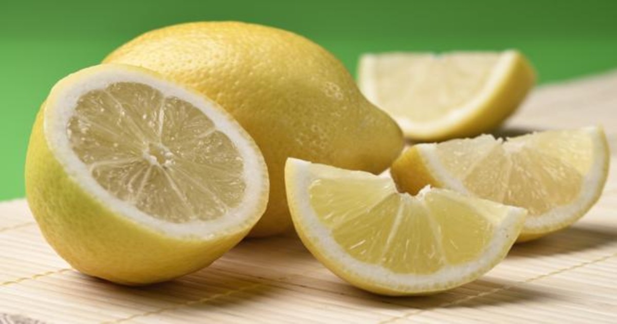 Lee más sobre el artículo El mejor truco para aguantar el limón en la heladera en buen estado
