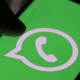 WhatsApp: ¿Por qué sigo apareciendo «en línea» cuando ya cerré la app?