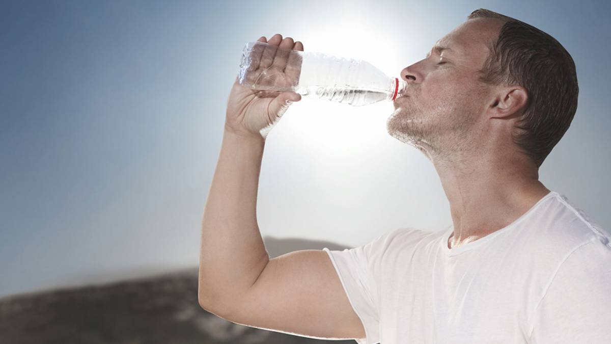 Lee más sobre el artículo Alerta deshidratación: el peligro latente que se potencia con el calor