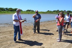 Lee más sobre el artículo Se realizó la tradicional Bendición de las Aguas en Romang