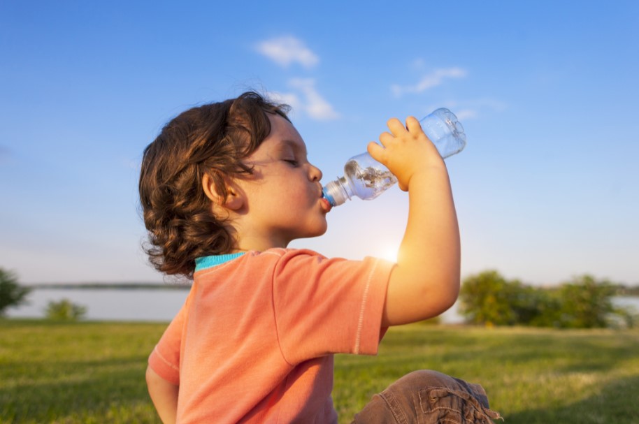 Lee más sobre el artículo La importancia de la hidratación en los días de mucho calor