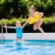 Consejos para que los chicos disfruten de forma segura en el agua