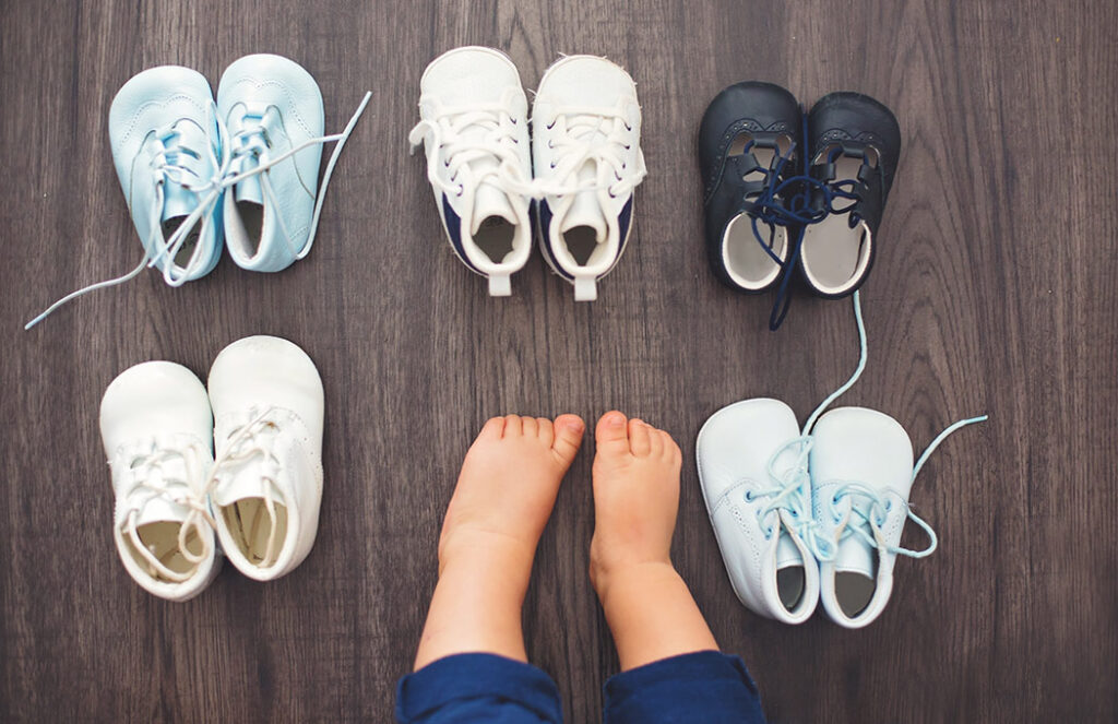 Lee más sobre el artículo Cómo elegir el calzado adecuado para estar en casa
