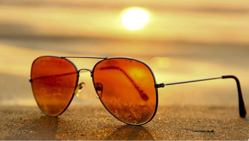Lee más sobre el artículo Cómo elegir anteojos de sol, el mejor aliado para manejar en verano