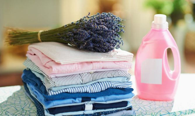 Lee más sobre el artículo Paso a paso, cómo preparar un suavizante ecológico para la ropa