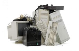 Lee más sobre el artículo Consejos para que los dispositivos electrónicos no contaminen
