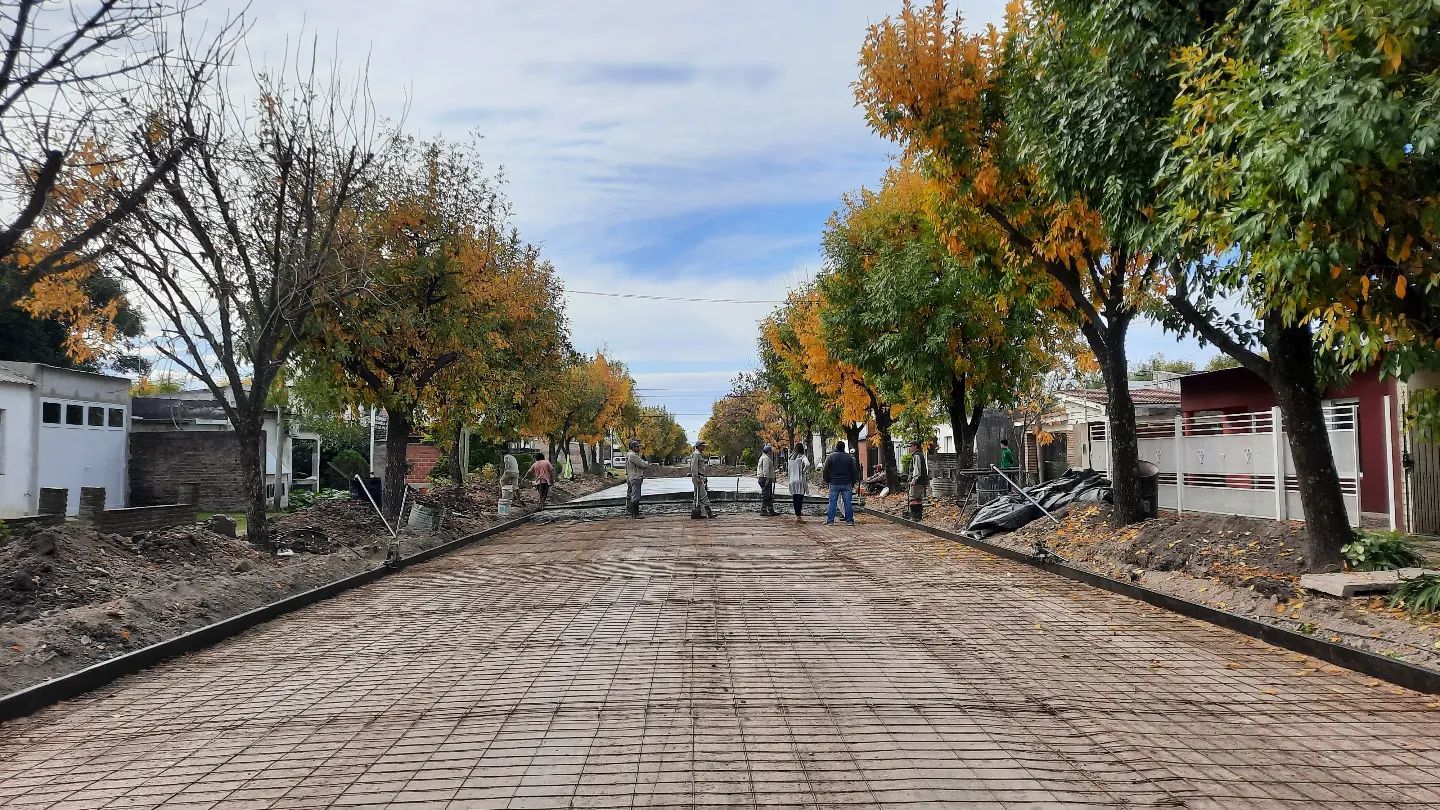 Obras en marcha: nueva cuadra de pavimento en Malabrigo