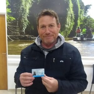 Lee más sobre el artículo El Municipio de Romang entregó una licencia con la leyenda “Héroe” a ex combatiente de Malvinas