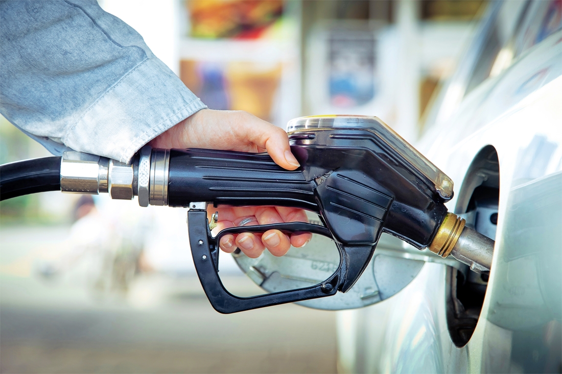 Los 5 trucos para ahorrar combustible en tu vehículo