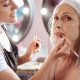 Maquillaje en pieles maduras: cinco consejos infalibles para reaprender a maquillarse