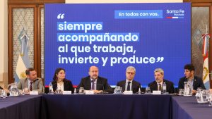 Lee más sobre el artículo Omar Perotti presentó el proyecto de ley del nuevo Sistema de Gestión de Riesgos de Emergencias y Desastres Agropecuarios