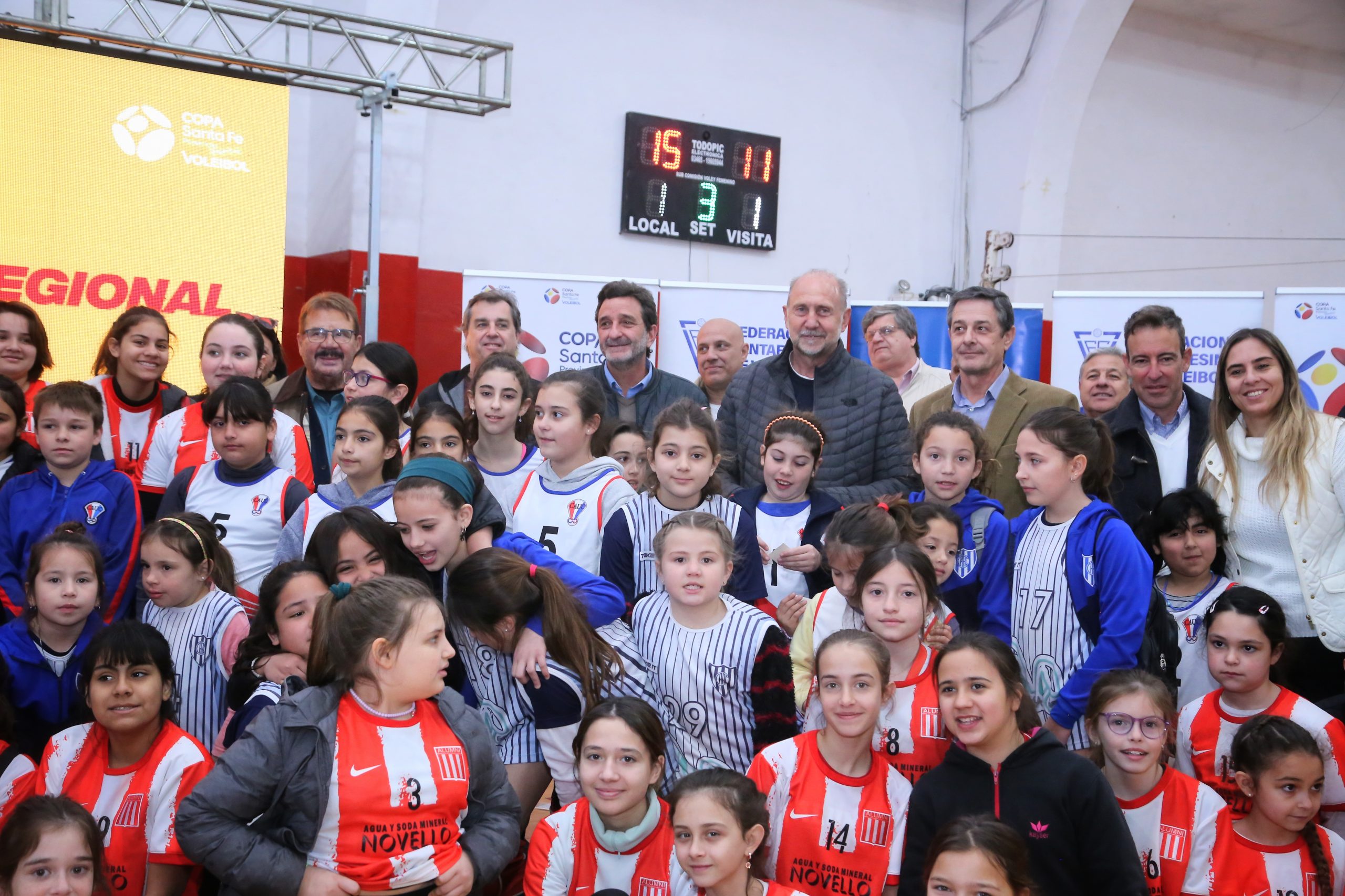 Lee más sobre el artículo Copa Santa Fe de Vóleibol: Perotti encabezó el acto de lanzamiento de la 3ª edición Femenina y Masculina