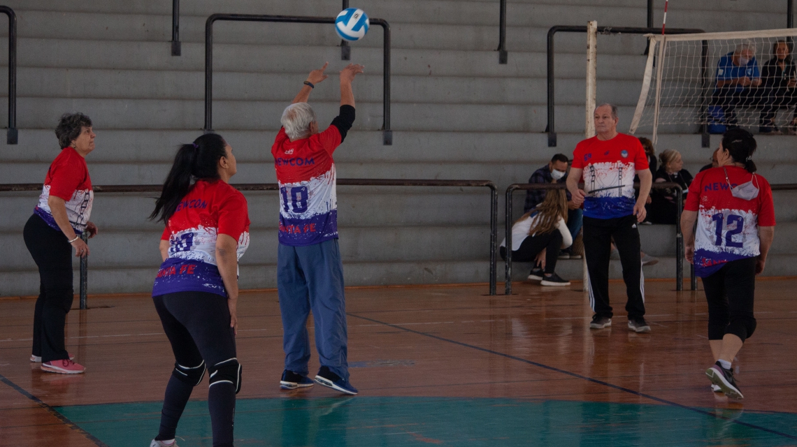 Lee más sobre el artículo La provincia lanza los Juegos Santafesinos para personas mayores