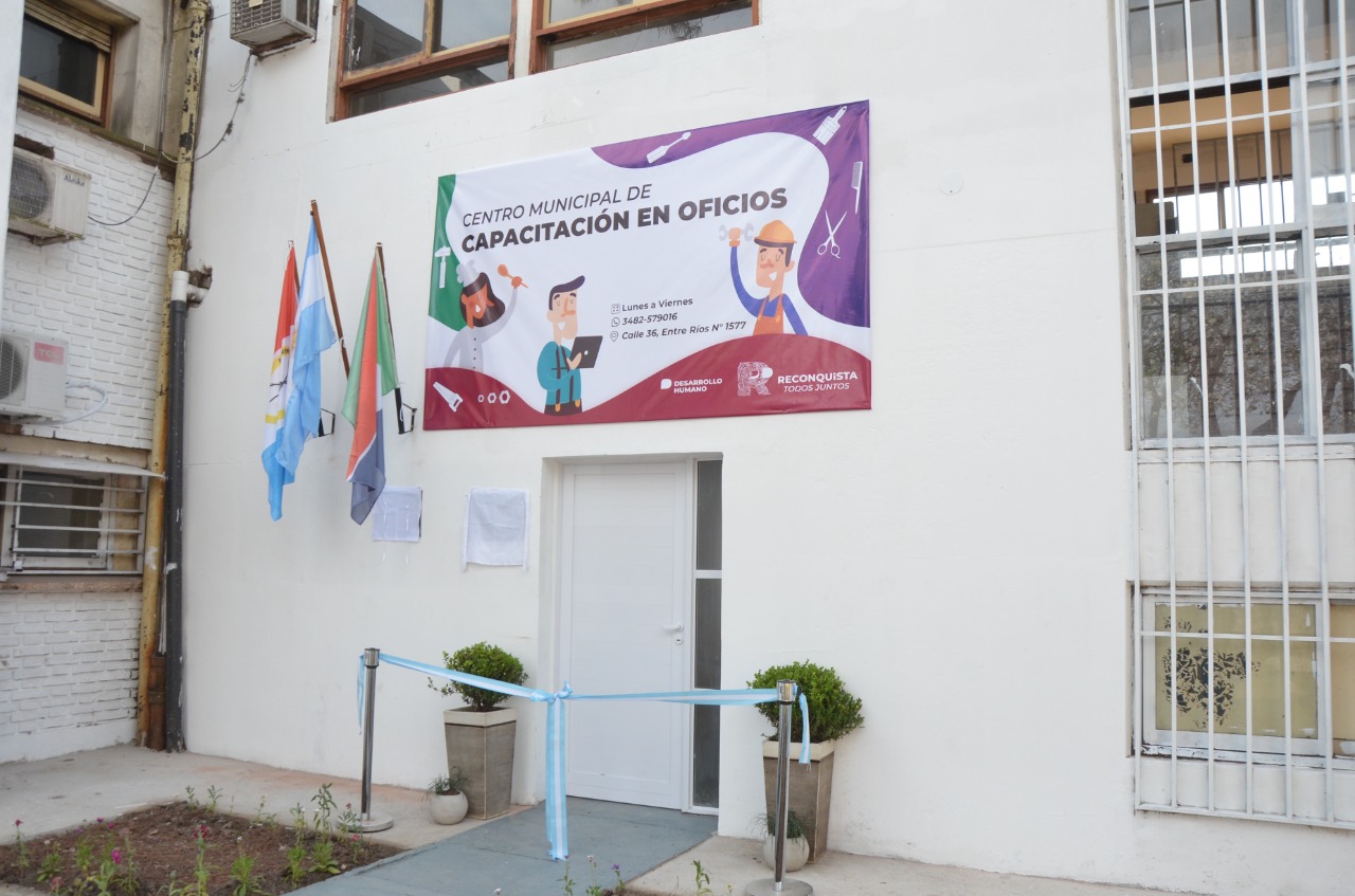 Lee más sobre el artículo Reconquista inauguró el primer Centro Municipal de Capacitación en Oficios del Norte Santafesino
