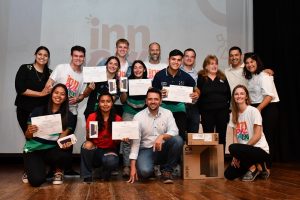 Lee más sobre el artículo Finalizó Innpulsateens, el concurso de ideas innovadoras que busca generar verdaderos emprendedores