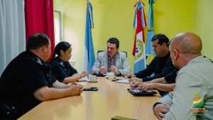 Lee más sobre el artículo Reunión con autoridades policiales para abordar temas relacionados a la seguridad local