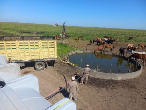 Lee más sobre el artículo La provincia avanza en la asistencia a productores agropecuarios afectados por la sequía