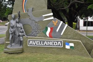 Lee más sobre el artículo Avellaneda llevará adelante el acto protocolar por sus 144 años